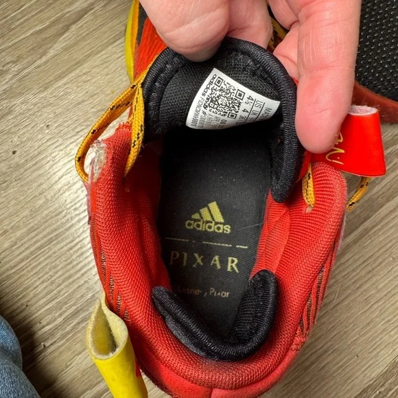 Adidas Dame 8 Disney Incredibles Mr. incredible kids size 4.5 basketball shoes - Picture 5 of 6